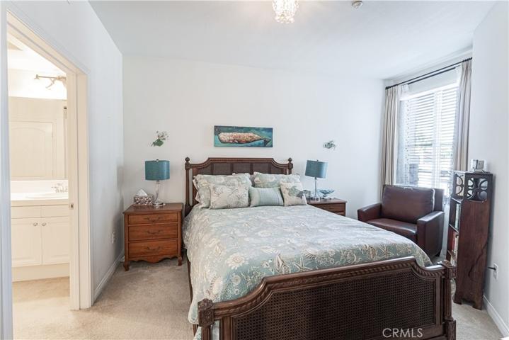 1721 S Hill Road Unit 102, Ventura, California 93003