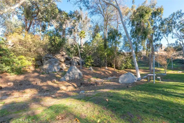 600 Central Avenue 322, Riverside, California 92507