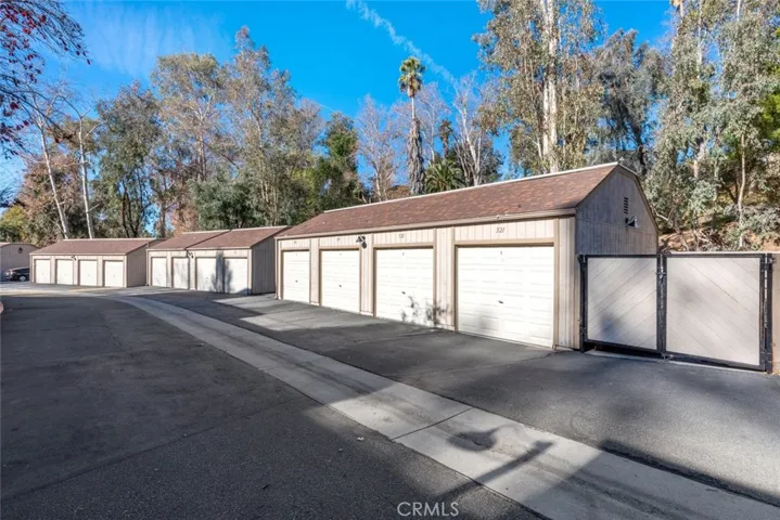 600 Central Avenue 322, Riverside, California 92507
