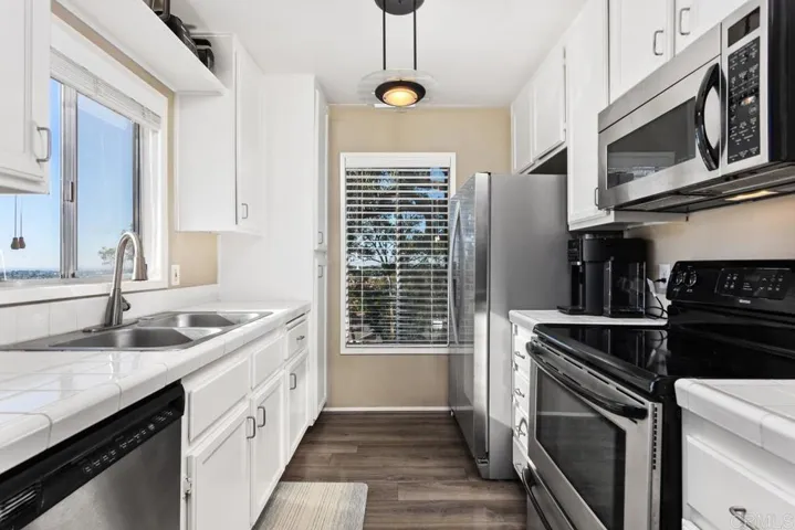 874 S Rancho Santa Fe Rd F, San Marcos, California 92078