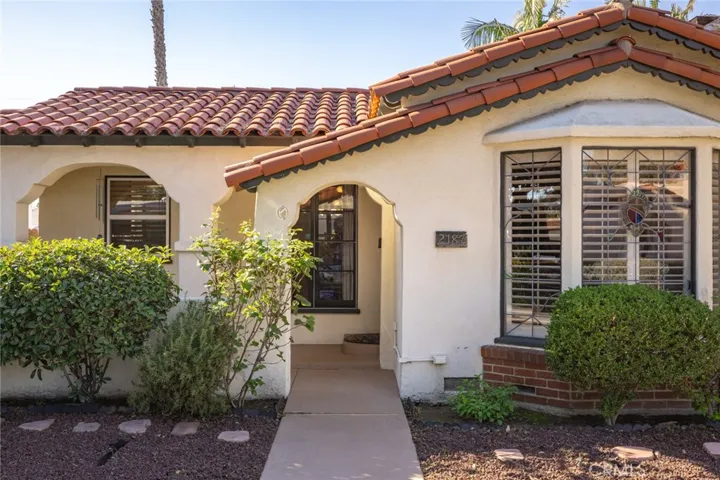 2187 Golden Avenue, Long Beach, California 90806