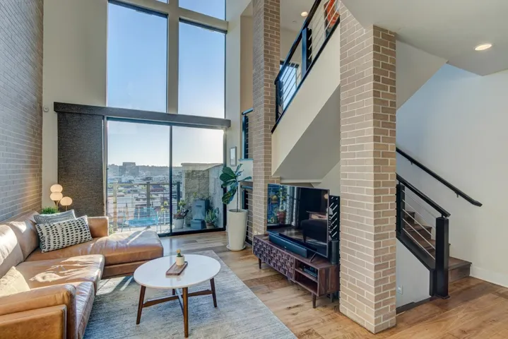 8303 Distinctive Dr, San Diego, California 92108