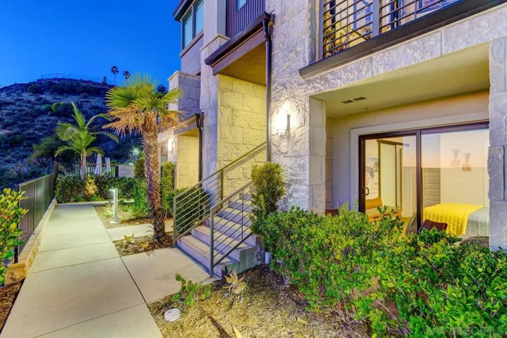 8303 Distinctive Dr, San Diego, California 92108