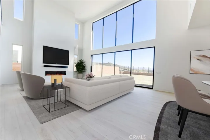 11812 N Hillsborough Lane, Porter Ranch, California 91326