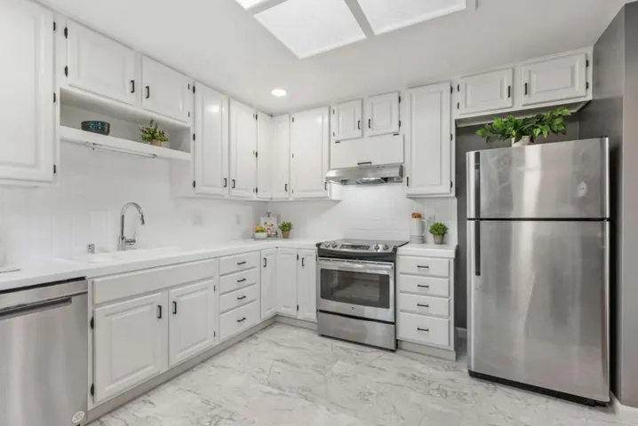 937 Bidwell Avenue, Sunnyvale, California 94086