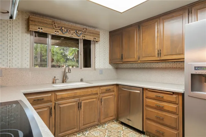 2530 E Cameron Avenue, West Covina, California 91791