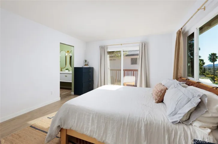 926 Park Villa Place, Escondido, California 92025