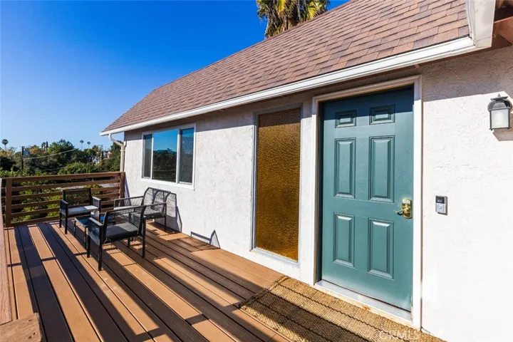 926 Park Villa Place, Escondido, California 92025