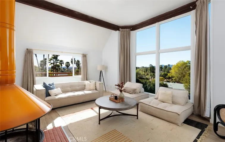 926 Park Villa Place, Escondido, California 92025