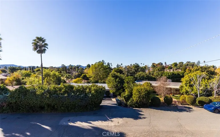 926 Park Villa Place, Escondido, California 92025