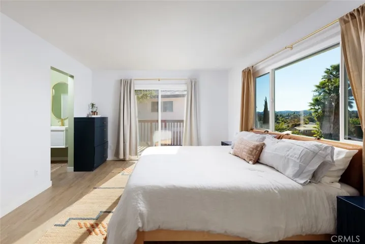 926 Park Villa Place, Escondido, California 92025
