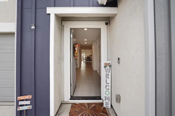 453 Stein Way, Waterford, California 95386-9551