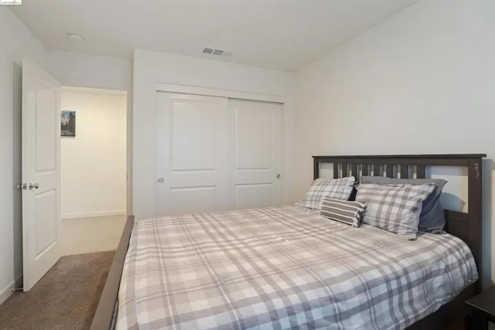 453 Stein Way, Waterford, California 95386-9551