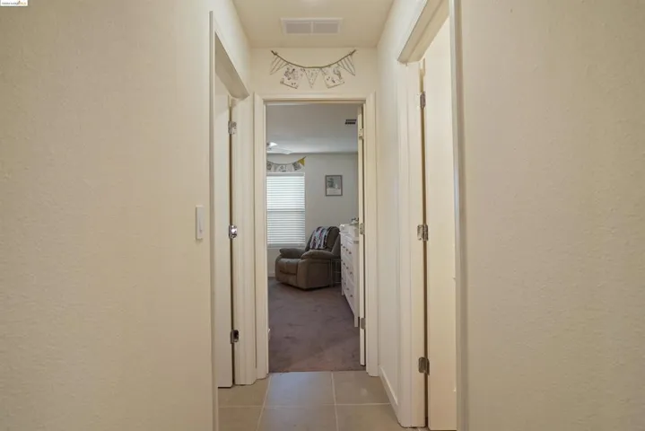 453 Stein Way, Waterford, California 95386-9551