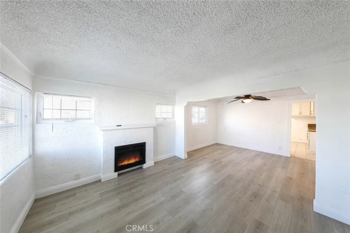 530 W 105th Street, Los Angeles, California 90044