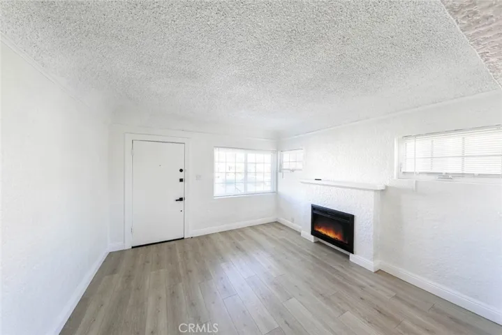 530 W 105th Street, Los Angeles, California 90044