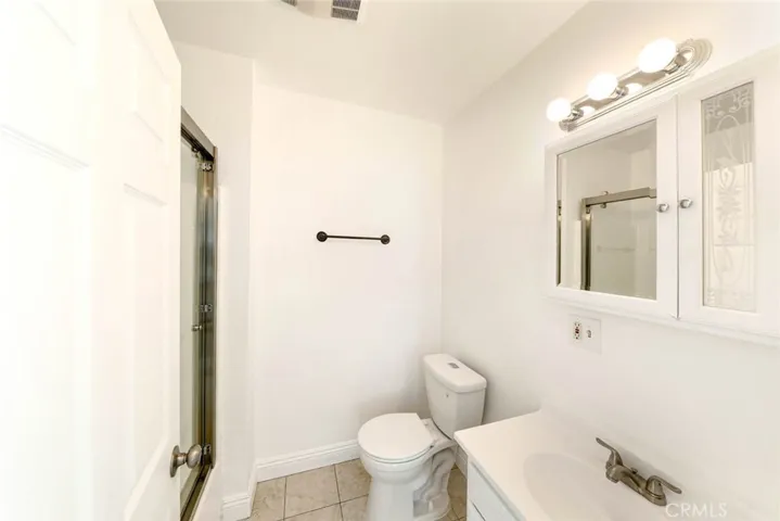 530 W 105th Street, Los Angeles, California 90044