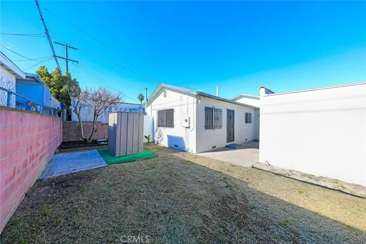 530 W 105th Street, Los Angeles, California 90044