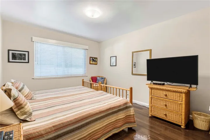 21701 Ambar Drive, Woodland Hills, California 91364