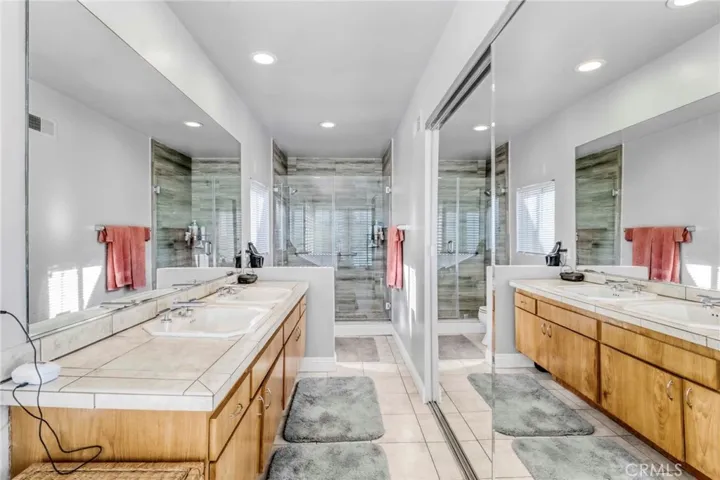 21701 Ambar Drive, Woodland Hills, California 91364