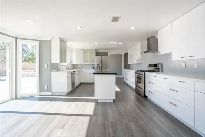 18328 Hampton Court, Porter Ranch, California 91326