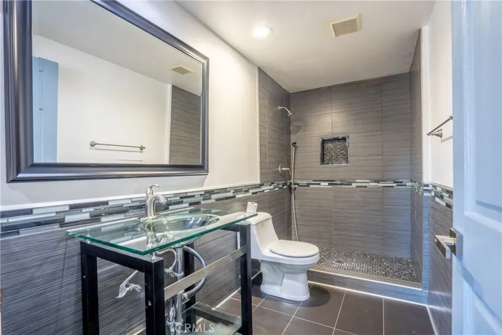 18328 Hampton Court, Porter Ranch, California 91326