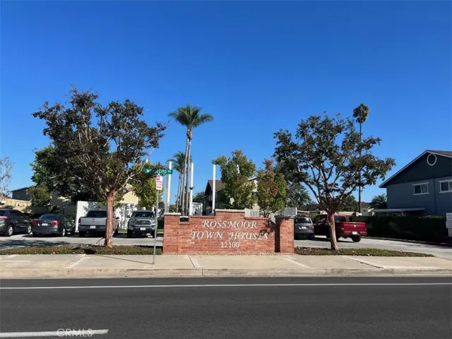 12100 Montecito Road 94, Los Alamitos, California 90720