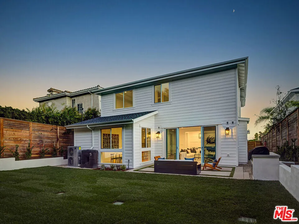 4747 Ambrose Avenue, Los Angeles, California 90027 home-pic-34