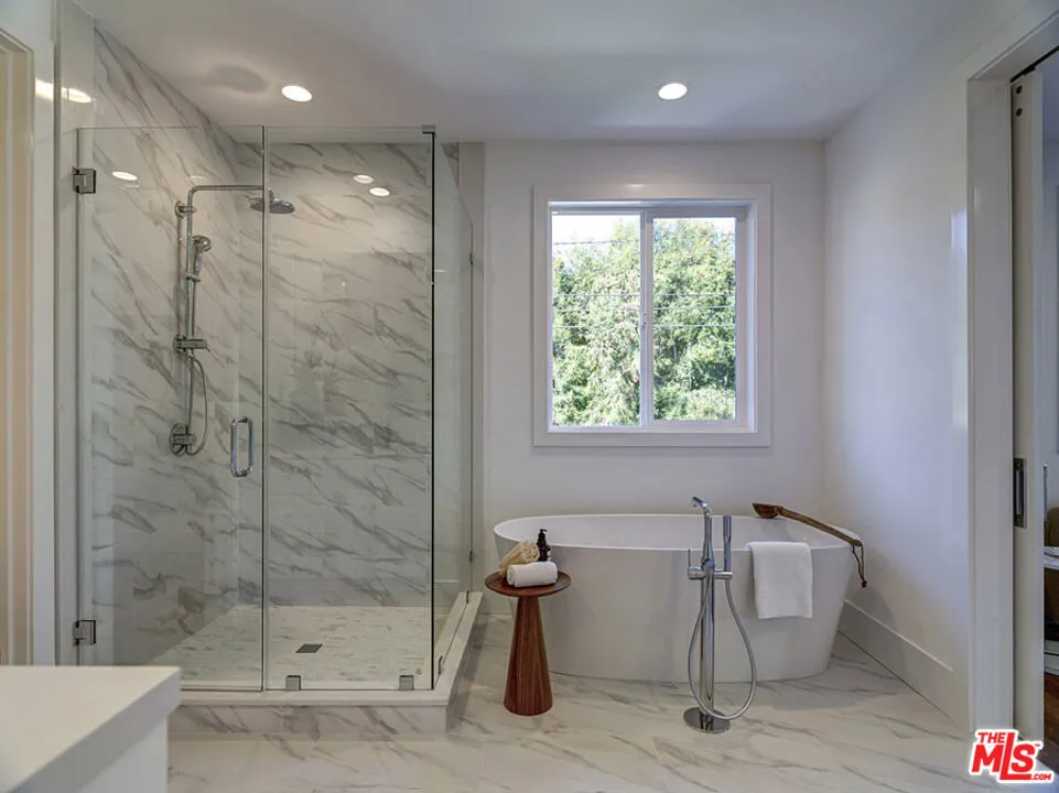 4747 Ambrose Avenue, Los Angeles, California 90027 home-pic-29