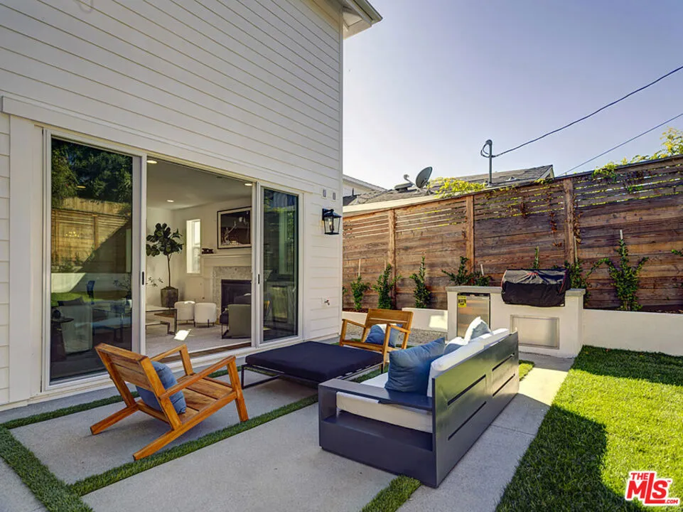 4747 Ambrose Avenue, Los Angeles, California 90027 home-pic-33