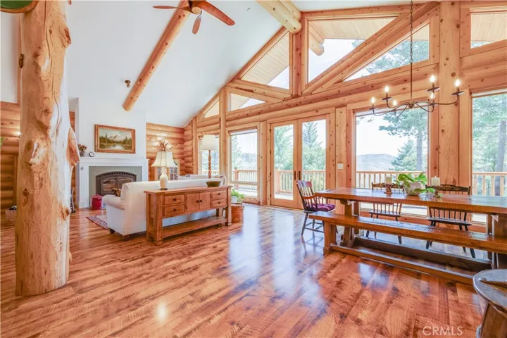 14976 Coutolenc Road, Magalia, California 95954