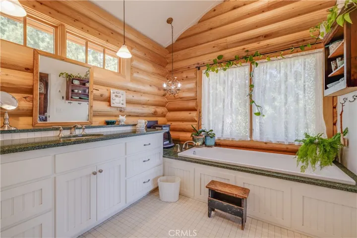 14976 Coutolenc Road, Magalia, California 95954