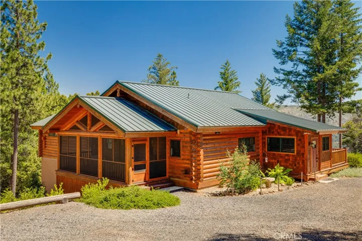 14976 Coutolenc Road, Magalia, California 95954