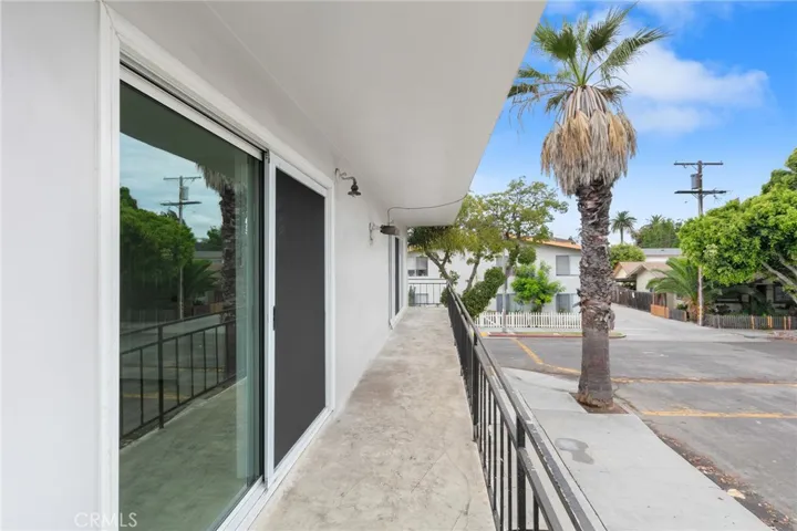 2200 E 6th Street, Long Beach, California 90814