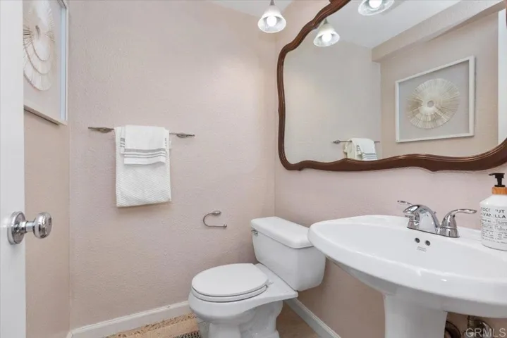 14133 Tarzana Road, Poway, California 92064