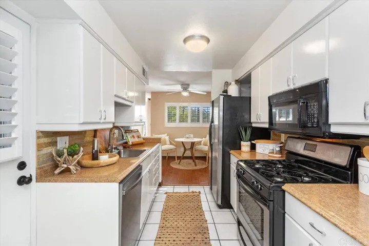 14133 Tarzana Road, Poway, California 92064