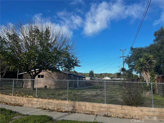 3806 Via Mitad, Lompoc, California 93436
