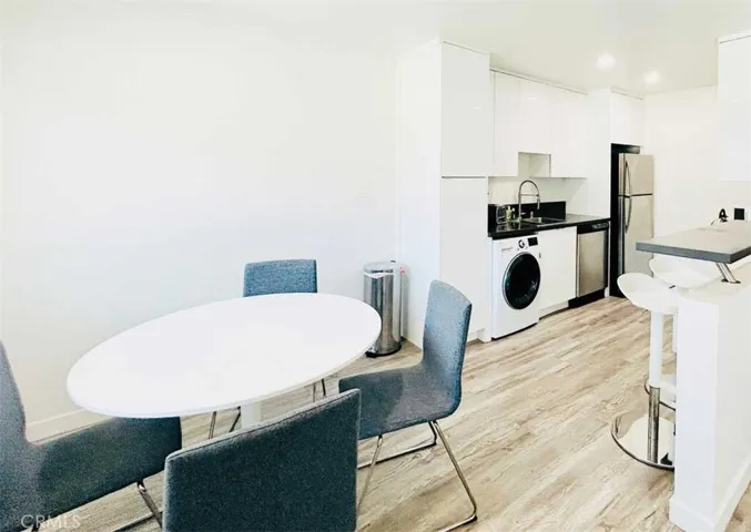 11825 National Boulevard 5, Los Angeles, California 90064
