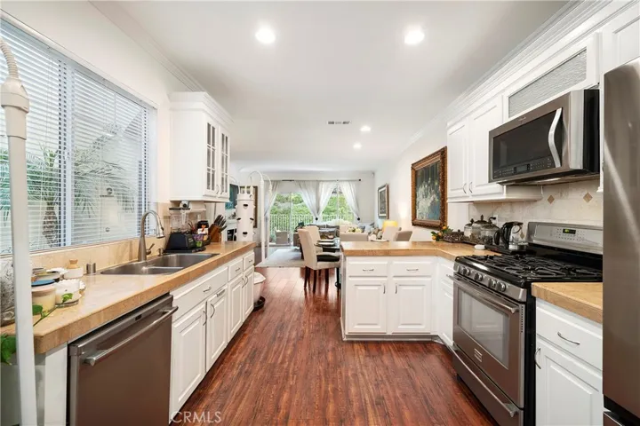 9 Redstone, Aliso Viejo, California 92656