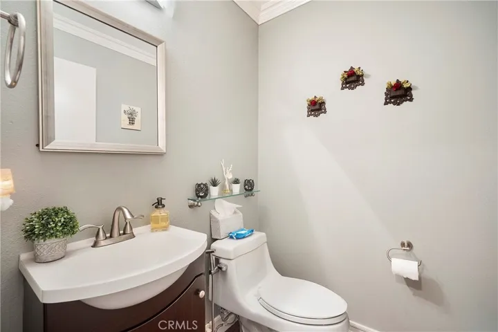 9 Redstone, Aliso Viejo, California 92656