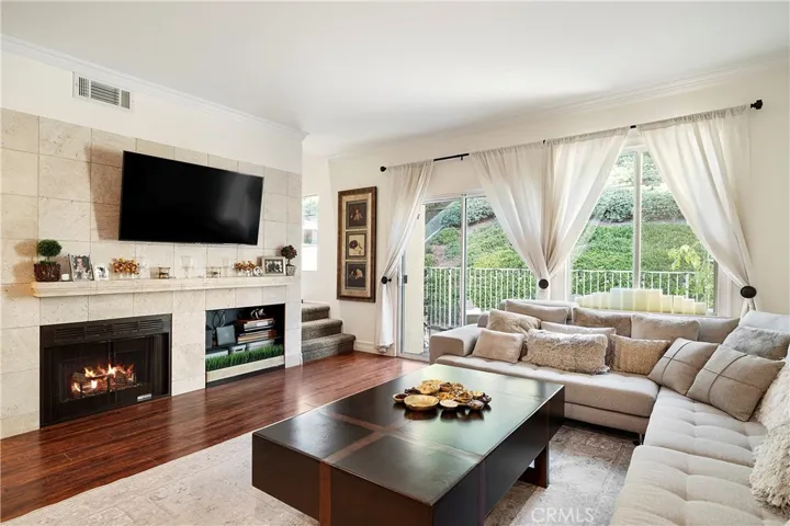 9 Redstone, Aliso Viejo, California 92656