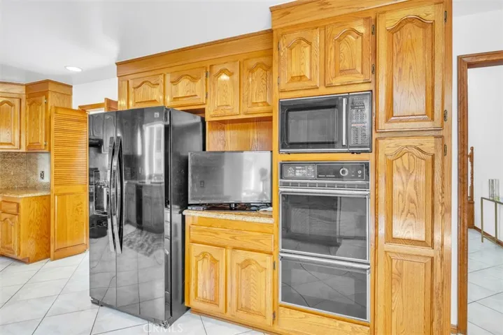 1210 Encinas Drive, La Habra Heights, California 90631