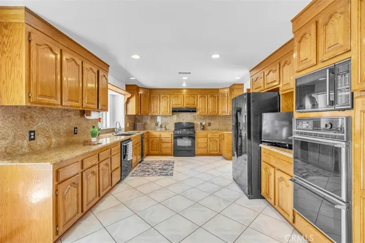 1210 Encinas Drive, La Habra Heights, California 90631