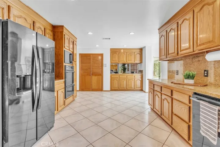 1210 Encinas Drive, La Habra Heights, California 90631