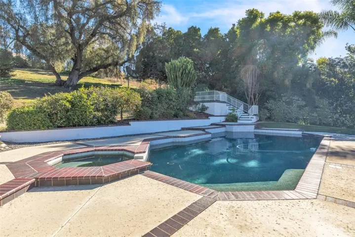 1210 Encinas Drive, La Habra Heights, California 90631