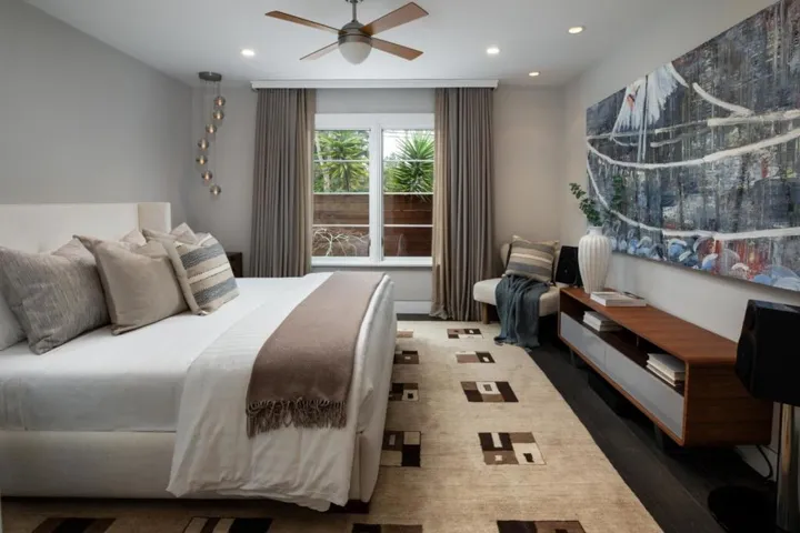2070 Waverley Street, Palo Alto, California 94301