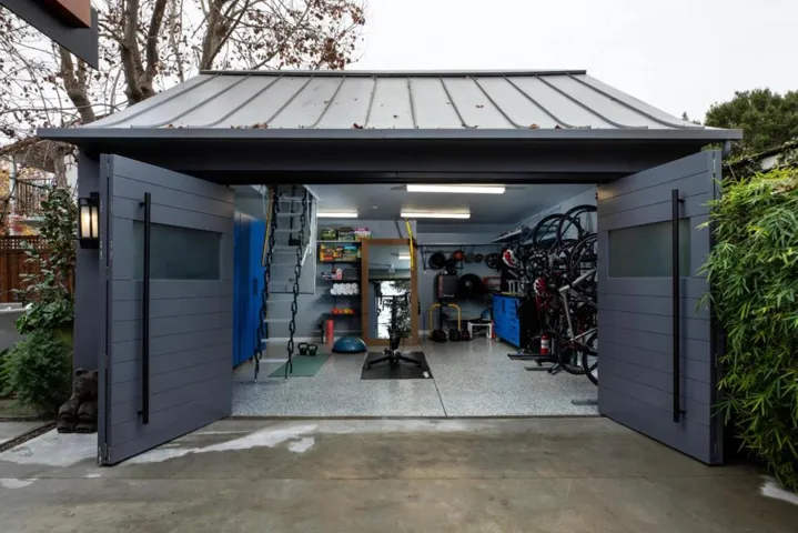 2070 Waverley Street, Palo Alto, California 94301