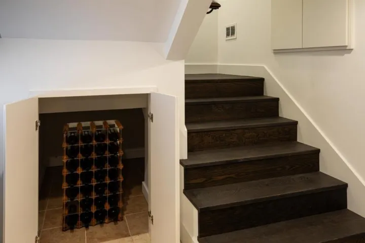 2070 Waverley Street, Palo Alto, California 94301