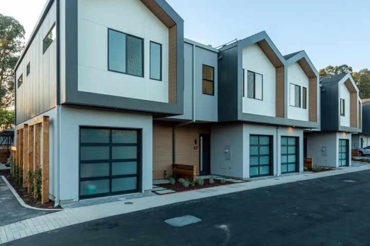 113 Darlington Lane, Soquel, California 95073