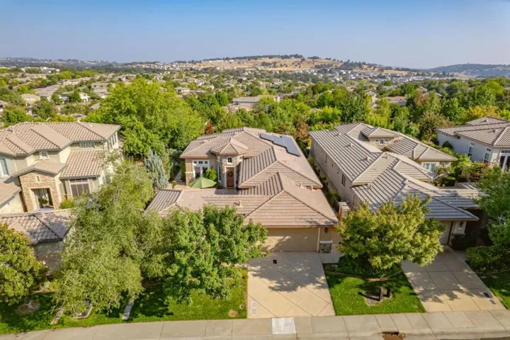 6035 Southerness Drive, El Dorado Hills, California 95762
